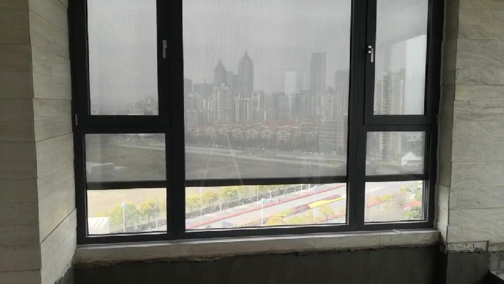 電動(dòng)隱形紗窗