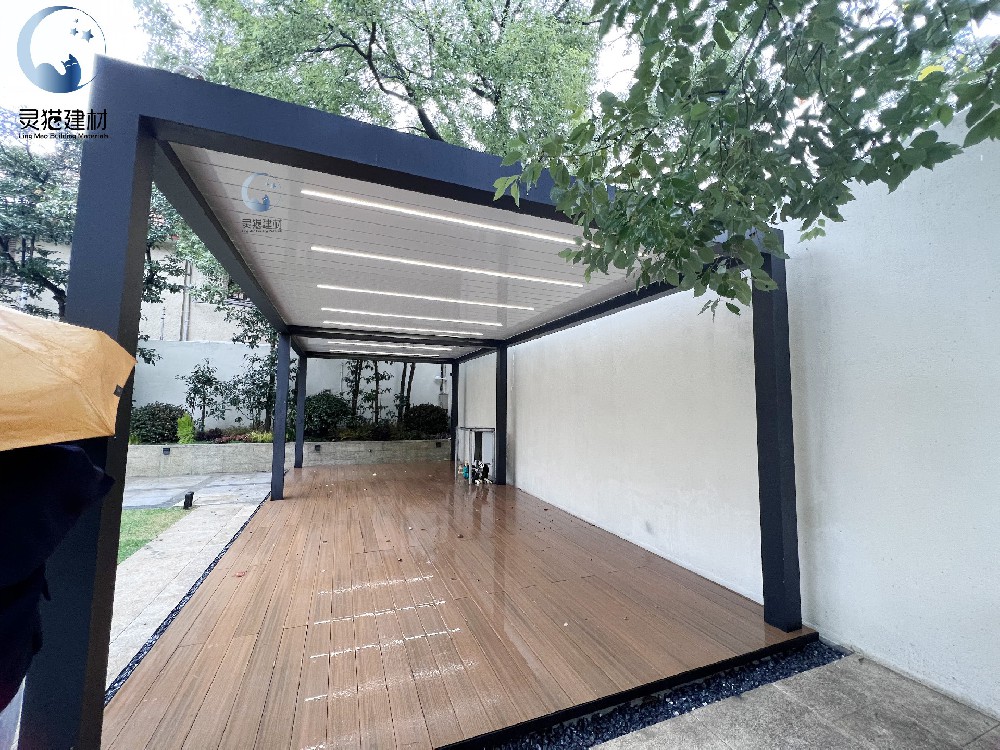 電動翻轉(zhuǎn)百葉帶燈光