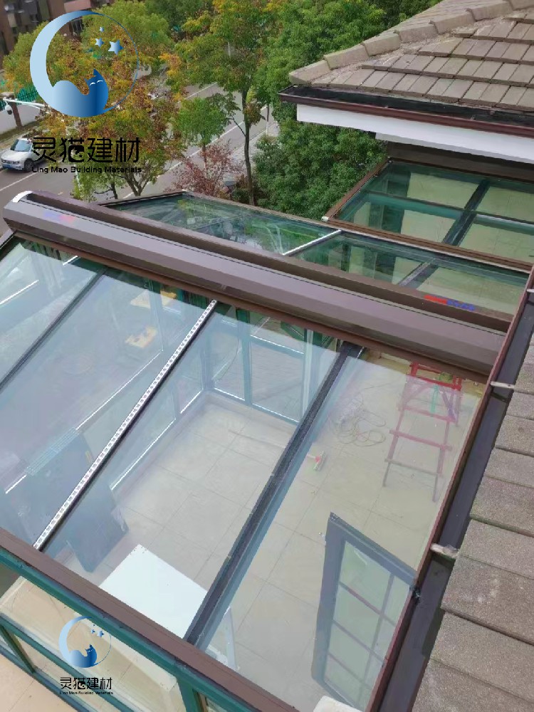 電動(dòng)卷簾遮陽